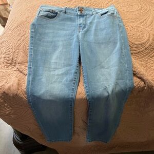 Truth and Theory Straight Fit Women’s Jeans